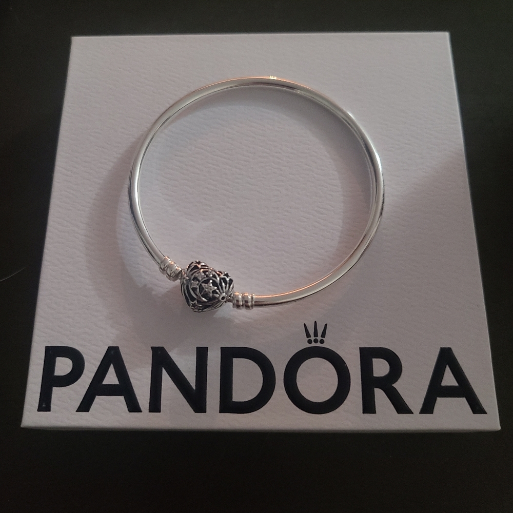 Pandora Celestial Heart Clasp Bracelet